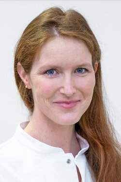 Dr. med. Josephine Schwenke