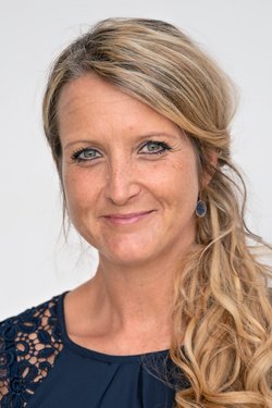 Dr. Susan Langer