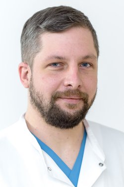 Dr. med. Alexander Mensch
